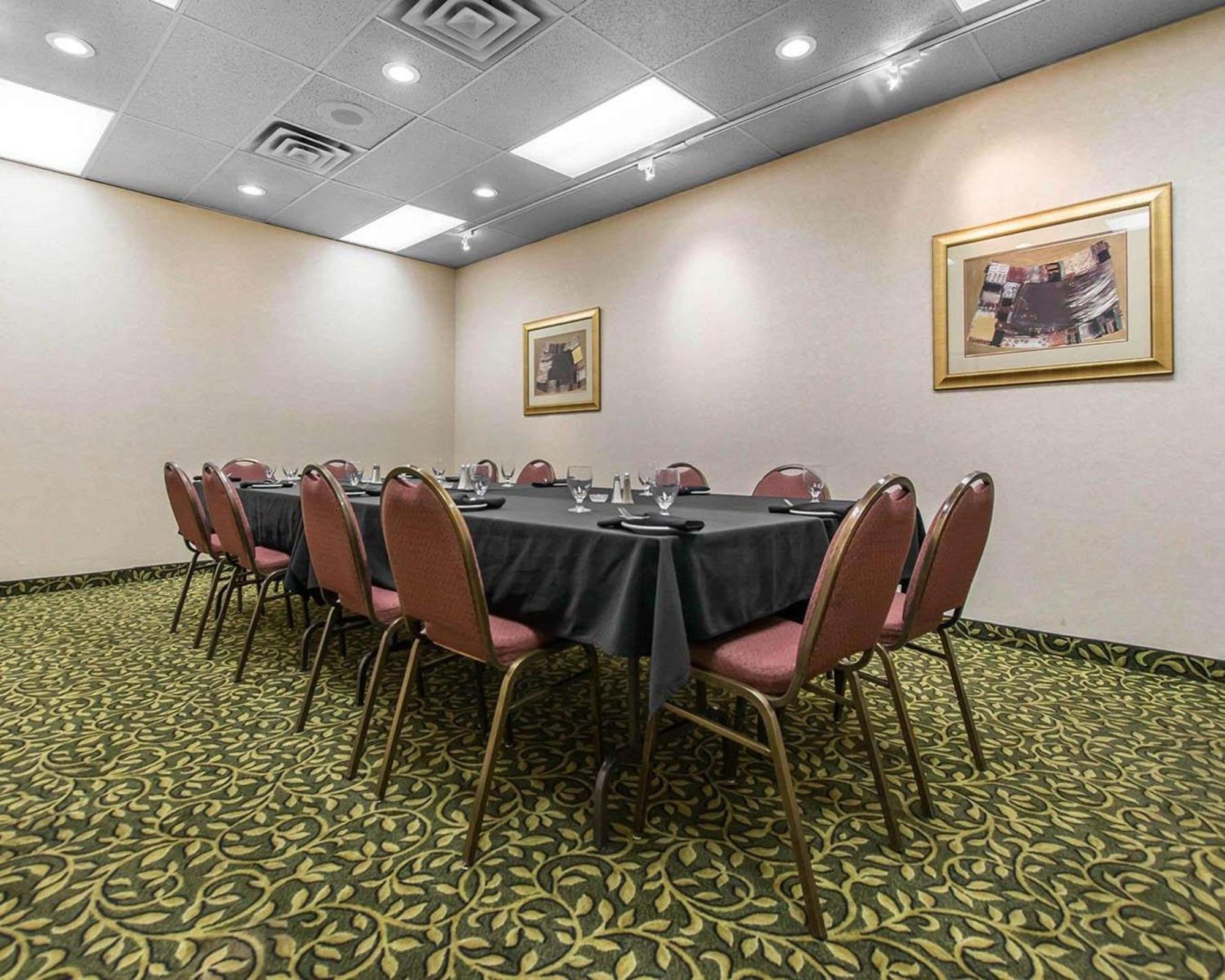 Quality Inn & Suites Bay Front Sault Ste. Marie Ngoại thất bức ảnh