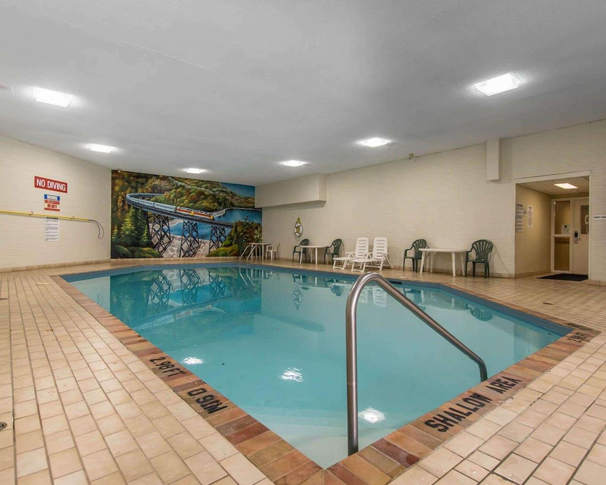 Quality Inn & Suites Bay Front Sault Ste. Marie Ngoại thất bức ảnh