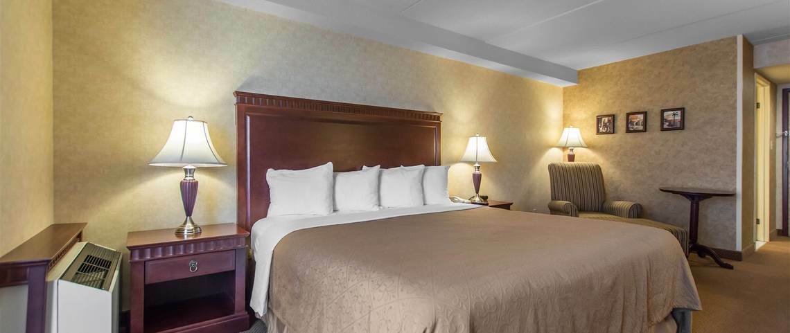 Quality Inn & Suites Bay Front Sault Ste. Marie Ngoại thất bức ảnh